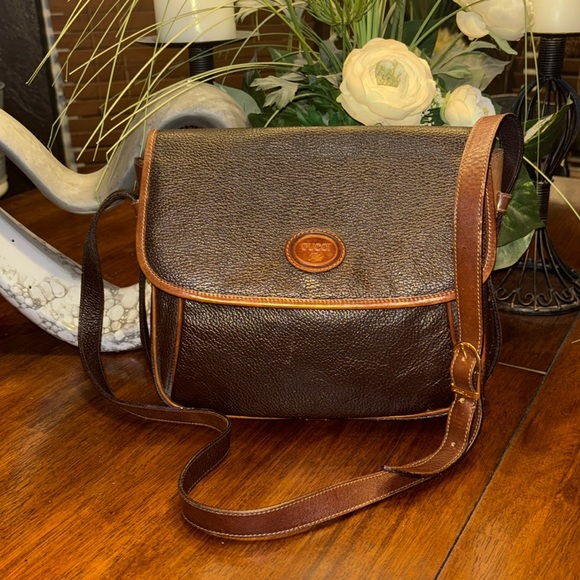 Gucci plus chocolate, brown pebbled, leather shoulder bag/Crossbody authentic - Picture 1 of 12